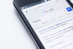 Dlaczego warto mieć wizytówkę Google i jak ją założyć?